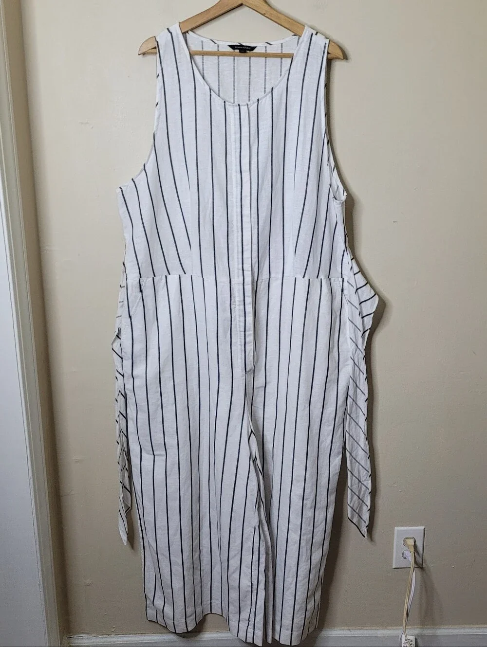 Banana Republic Linen Wide-Leg Jumpsuit